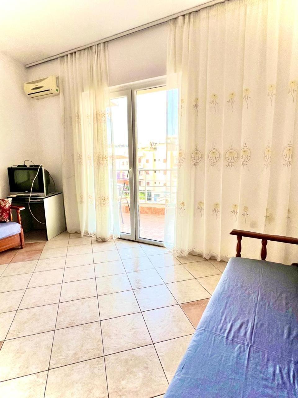 Apartament Lungomare Beachfront Durrës