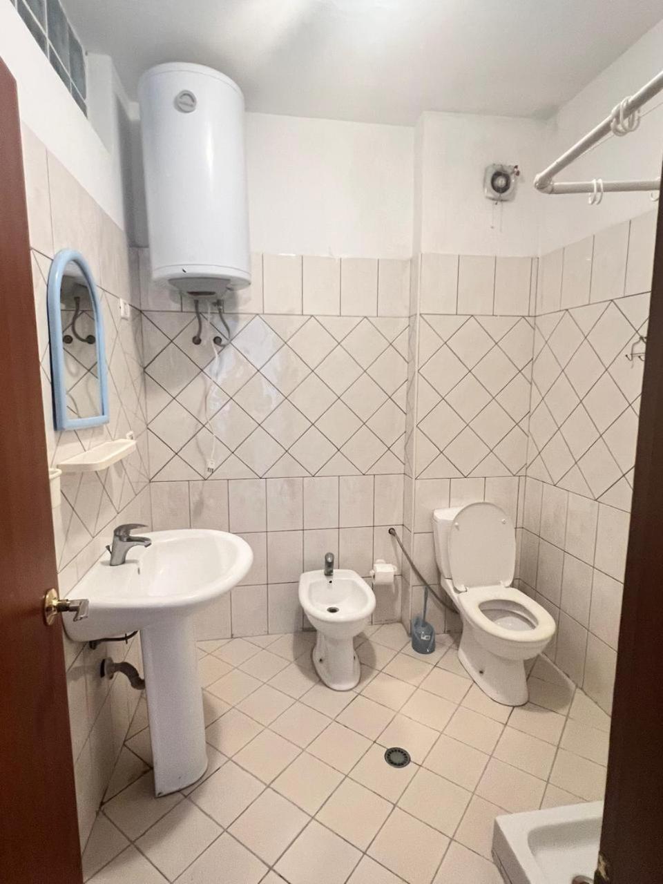 Lungomare Beachfront Apartament