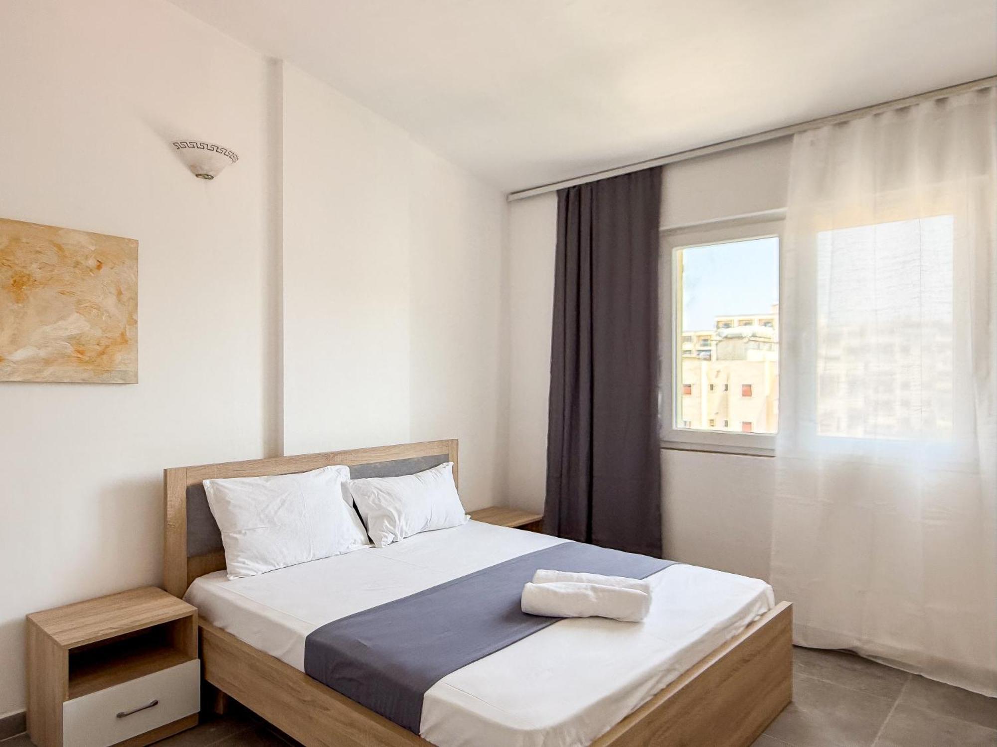 Lungomare Beachfront Apartament *